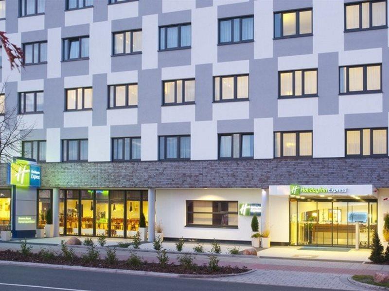 Holiday Inn Express Bremen Airport, An Ihg Hotel מראה חיצוני תמונה